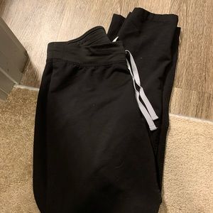 FIGS technical collection black size small pants